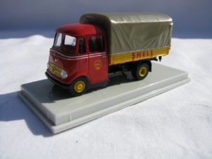 Mercedes-Benz L 319