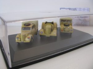 David Brown, Tilly en Land Rover